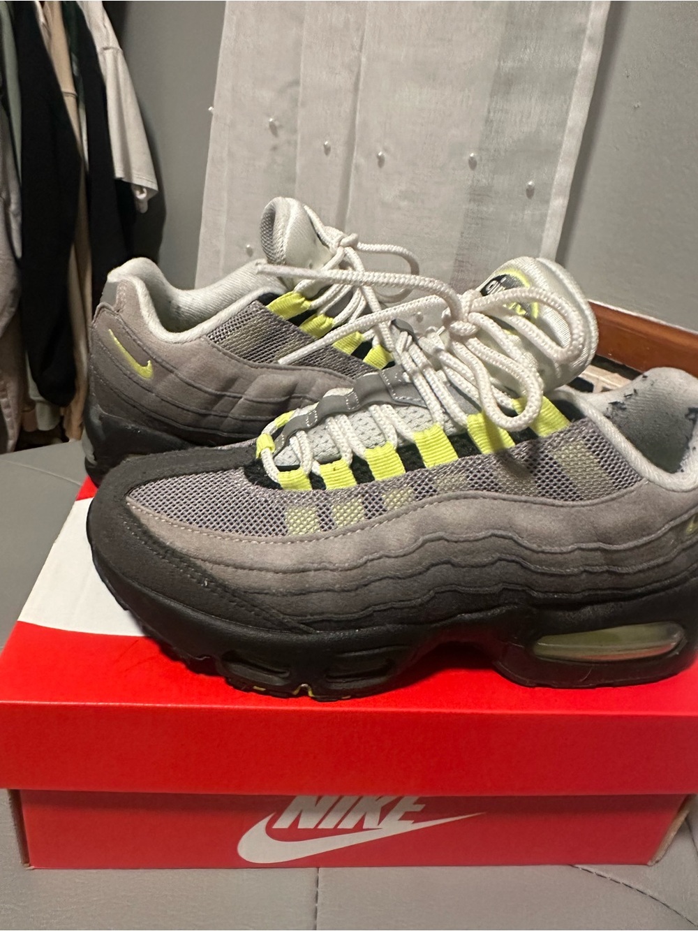 Nike Men’s Air Max 95 in Grey with Neon Yellow Accents